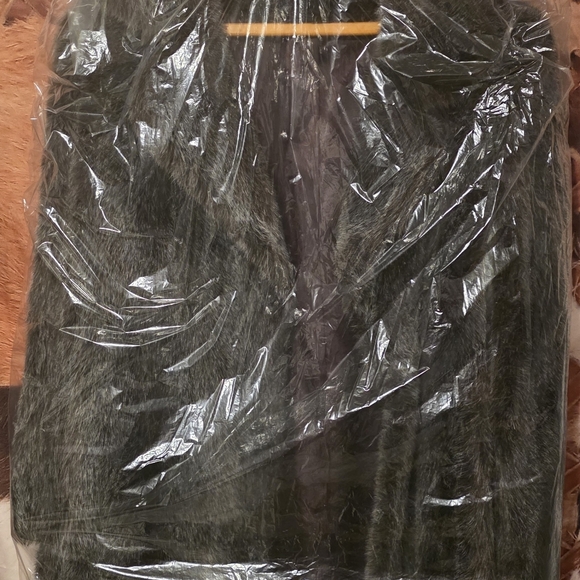 Chic Dark Gray Teddy Jacket - Picture 5 of 5